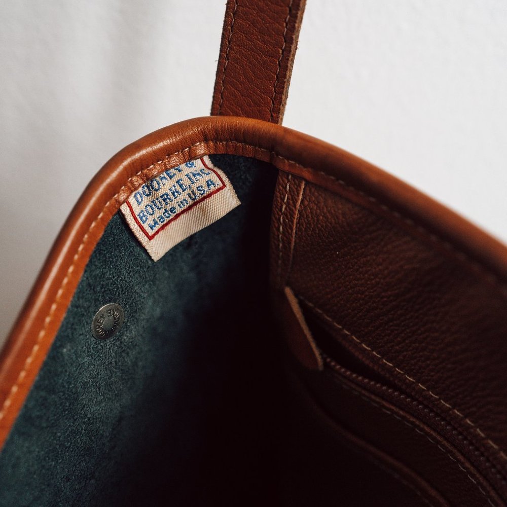 VINTAGE Dooney & Bourke Leather Shoulder Bag - Picture 8 of 9